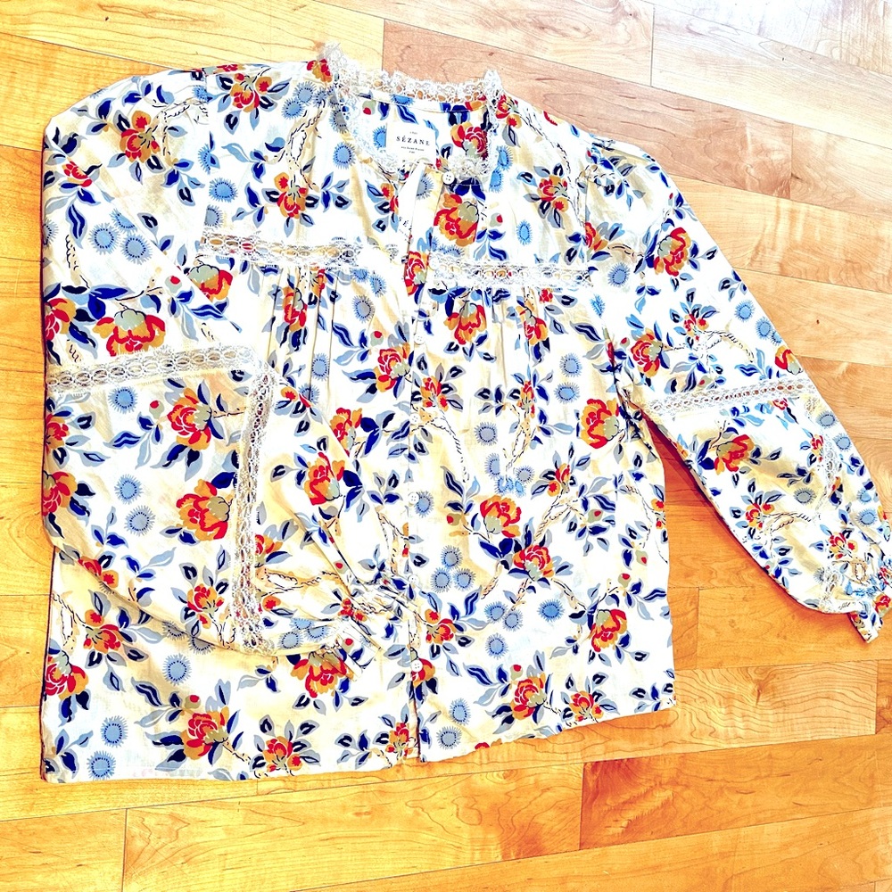 NWT Sézane lace detail floral blouse